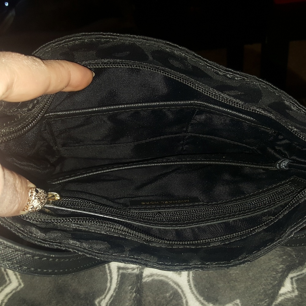 Michael Kors purse - Picture 2 of 2